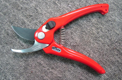 Kéo cắt cành kamaki P900